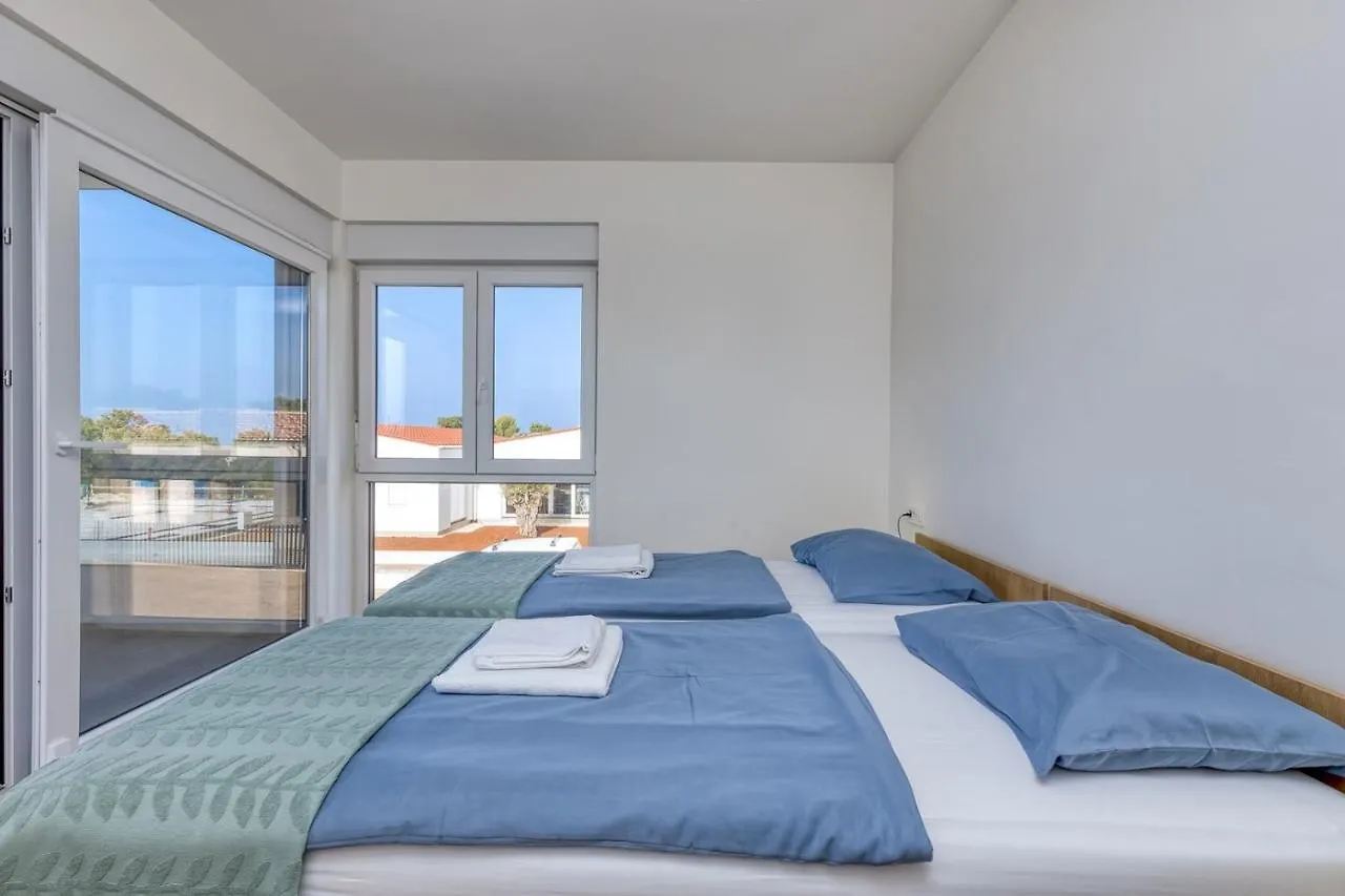 Holiday House Lipa With Private Pool Peroj Holiday home
