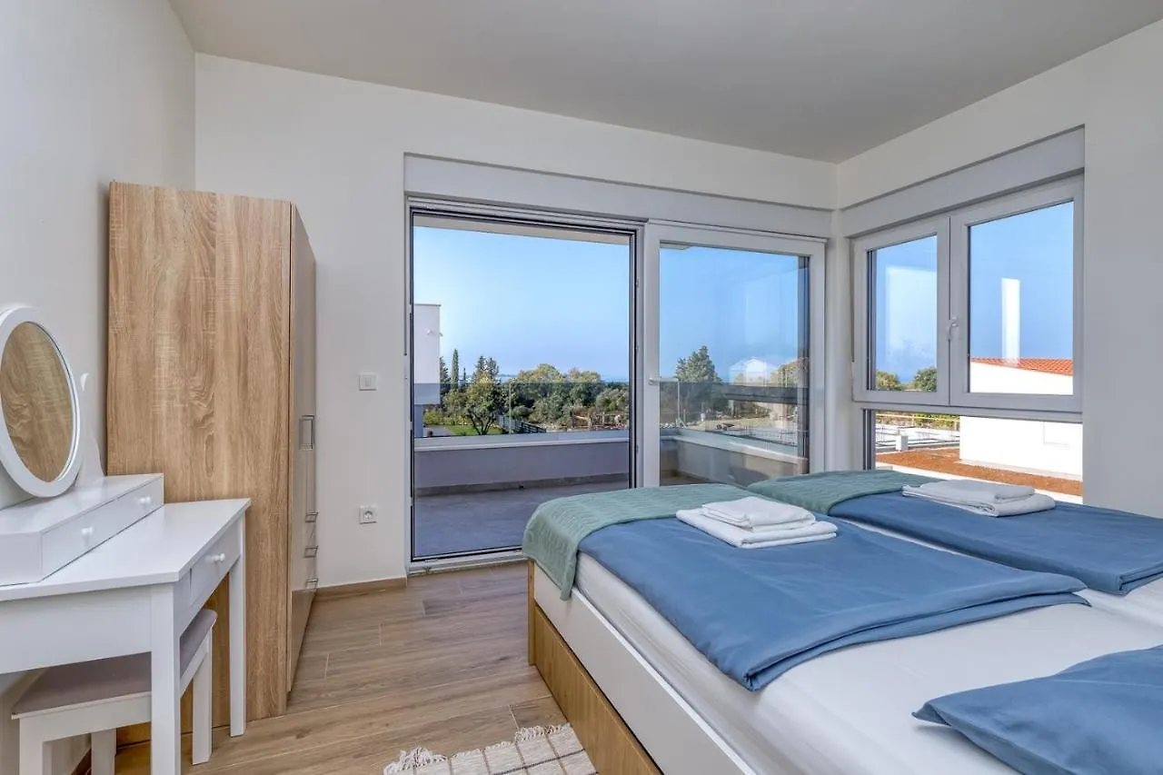 Holiday home Holiday House Lipa With Private Pool Peroj